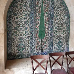 Local Art Galleries and Workshops - Tzur Hadassah