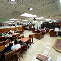 Tzur Moshe Community Center - Tzur Moshe