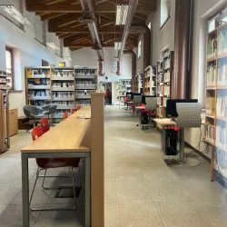 Biblioteca Comunale di Agrate Brianza - Agrate Brianza