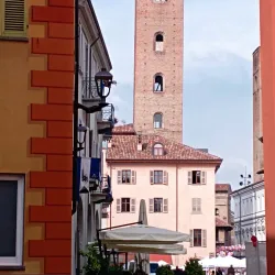 Truffle Market and Fair (Fiera Internazionale del Tartufo Bianco d'Alba) - Alba