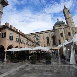 Piazza del Popolo - Ascoli Piceno