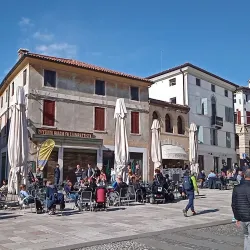 Piazza Garibaldi - Bassano del Grappa