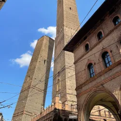 Two Towers (Due Torri) - Bologna