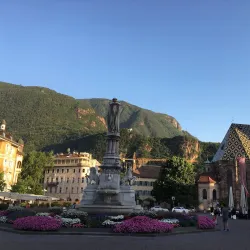 Piazza Walther - Bolzano-Bozen