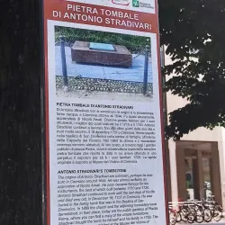 Pietra Tombale di A. Stradivari - Cremona