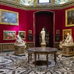 Uffizi Gallery (Galleria degli Uffizi) - Florence