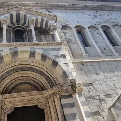 Genoa Cathedral (Cattedrale di San Lorenzo) - Genoa