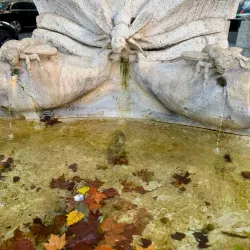 Fontana delle Api - Genzano di Roma