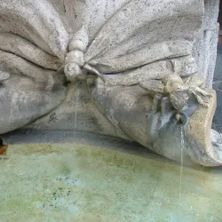 Fontana delle Api - Genzano di Roma