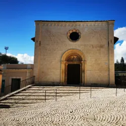 Fontana delle 99 Cannelle - Gualdo Tadino