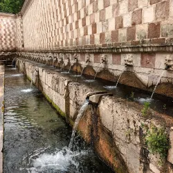 Fontana delle 99 Cannelle (Fountain of 99 Spouts) - L'Aquila