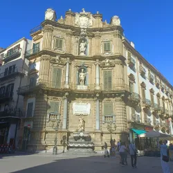 Quattro Canti (Piazza Vigliena) - Palermo