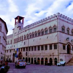 Etruscan Well (Pozzo Etrusco) - Perugia