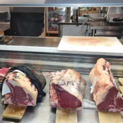 Local Tuscan Eateries - Porcari