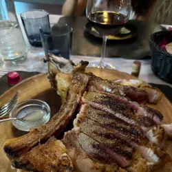 Local Tuscan Eateries - Porcari