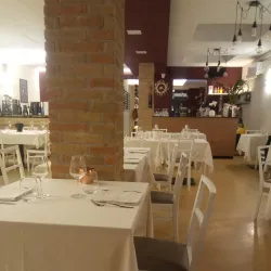 Local Seafood Restaurants - Porto Potenza Picena