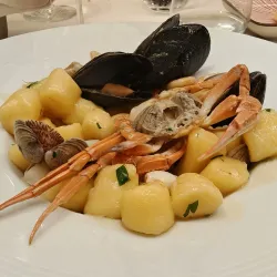 Local Seafood Restaurants - Porto Potenza Picena