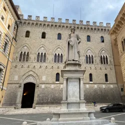 Palazzo Salimbeni - Siena