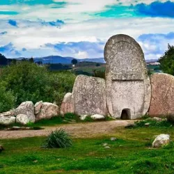 Nuraghe S'ena e Thomes - Siniscola