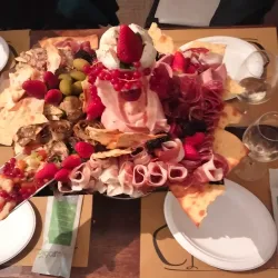 Trestina Local Market - Trestina