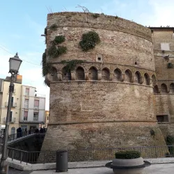 Vasto Castle (Castello Caldoresco) - Vasto