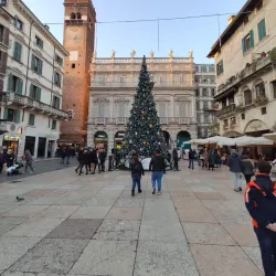 Piazza delle Erbe - Verona