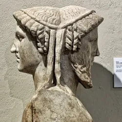 Etruscan Museum (Museo Etrusco Guarnacci) - Volterra