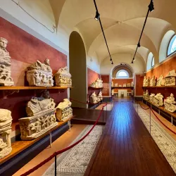 Etruscan Museum (Museo Etrusco Guarnacci) - Volterra