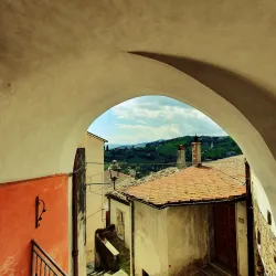 Zungoli Castle (Castello di Zungoli) - Zungoli