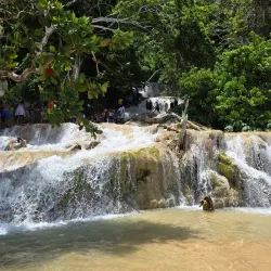 Dunn's River Falls - Claremont