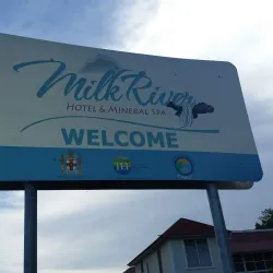 Milk River Bath - Clarendon Park