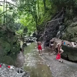 Bath Fountain Mineral Spa - Lucky Hill