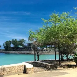 James Bond Beach - Lucky Hill