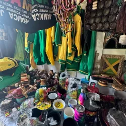 Local Craft Shops - Lucky Hill