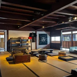 Akita City Folklore and Performing Arts Center - Akita