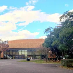 Ebina City Cultural Hall - Ebina