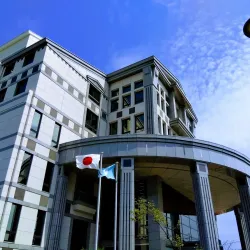 Hirakata City Central Library - Hirakata