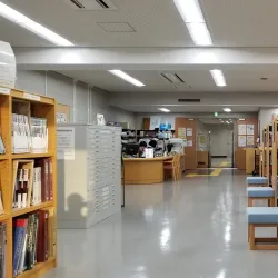 Hirakata City Central Library - Hirakata