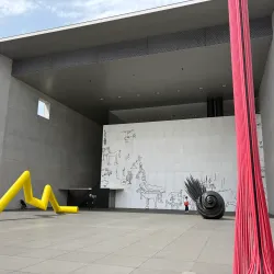 Marugame Genichiro-Inokuma Museum of Contemporary Art - Marugame