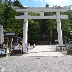 Suwa Taisha Shrine - Nagano