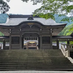 Yahiko Shrine - Niigata