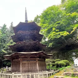 Anraku-ji Temple - Ueda