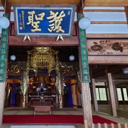 Anraku-ji Temple - Ueda