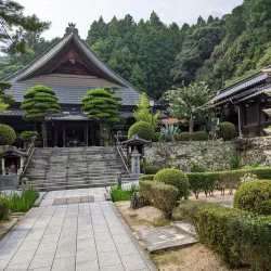 Ruriko-ji Five-Story Pagoda - Yamaguchi
