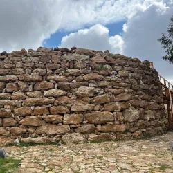 Rujm Al-Malfouf - 'anjarah