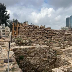 Rujm Al-Malfouf - 'anjarah