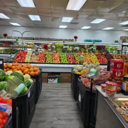 Local Markets in Ayy - 'ayy