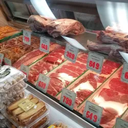 Local Markets in Ayy - 'ayy