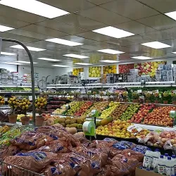 Local Markets in Ayy - 'ayy