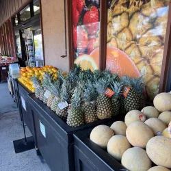 Local Markets in Ayy - 'ayy